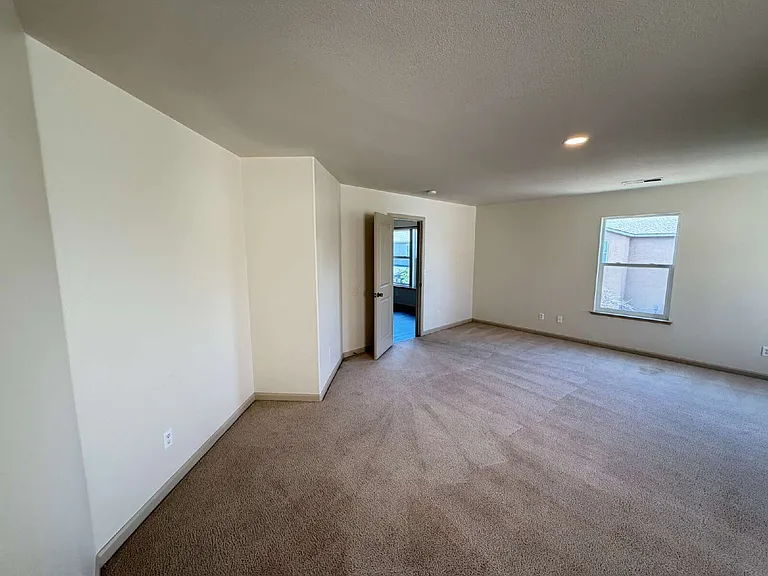 1133 Solstice Ave — Photo 5