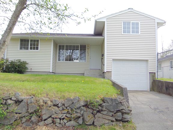 5th image of 1642 E Fairbanks St