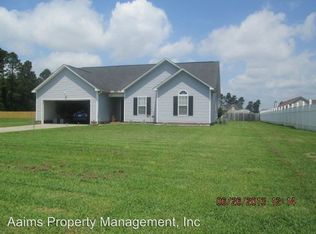 104 Mint Julep Ct, Raeford, NC 28376