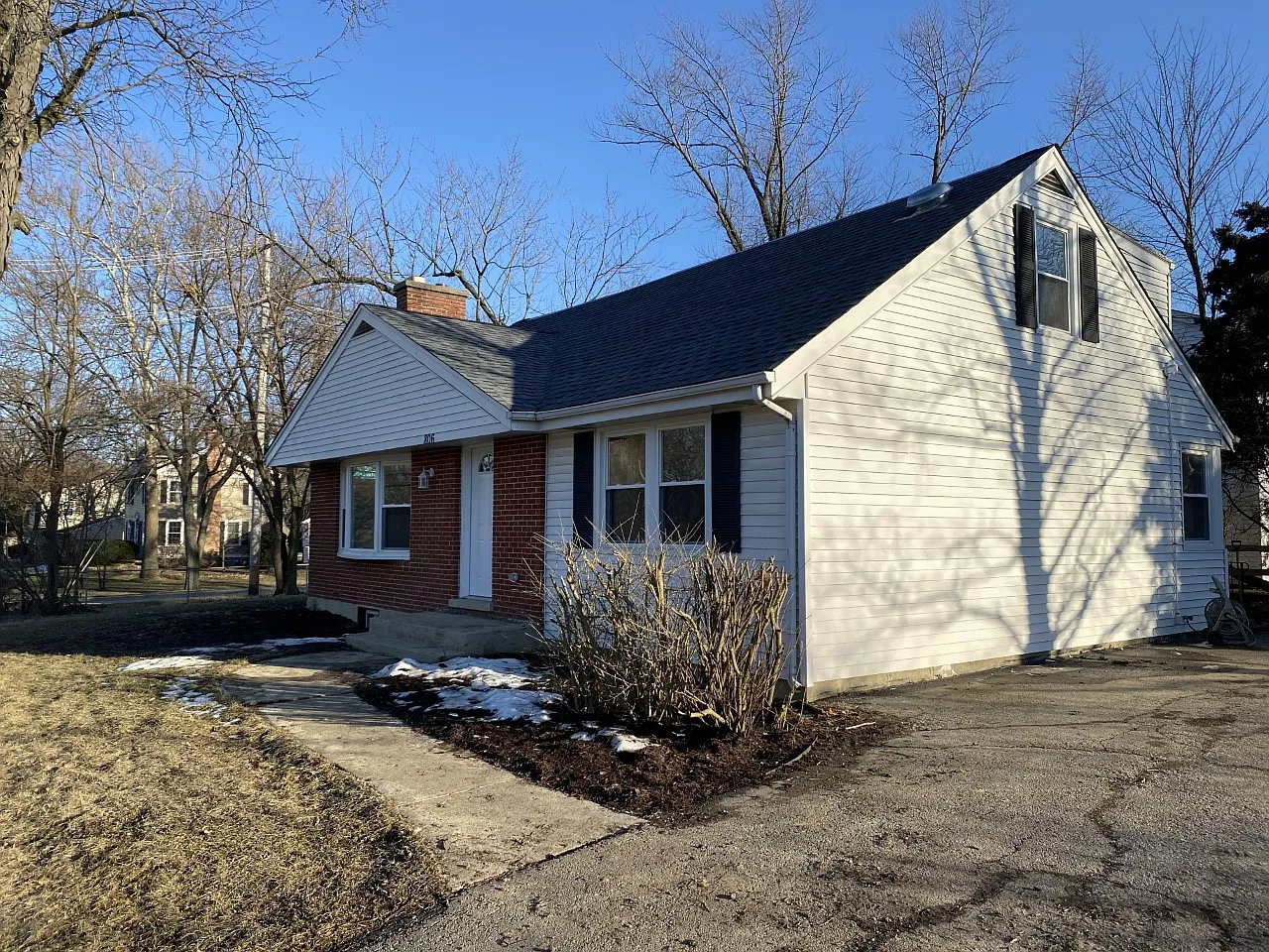 806 Kenilworth Ave photo 1