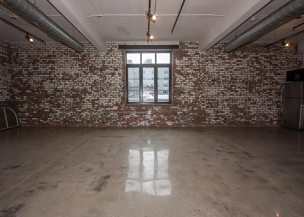 The Vito A. Lofts — Photo 2