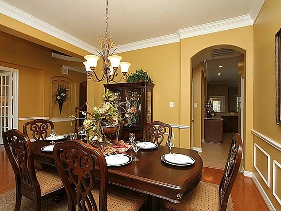 4th image of 29603 Orchard Grove Dr
