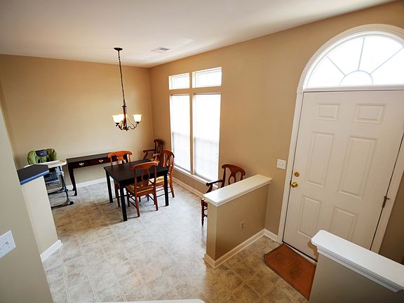 Tall Ceilings & Windows