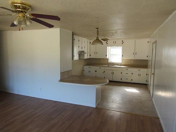 2nd image of 6923 Ardee Dr