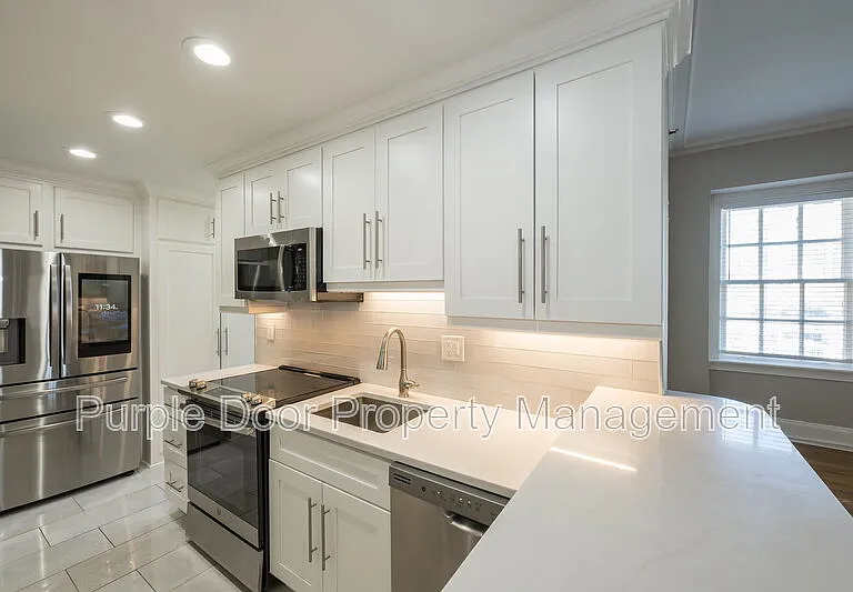 30 5th St NE #702 — Photo 8