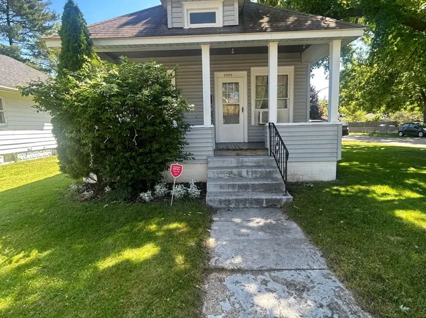2224 Decamp Ave, Elkhart, IN 46517