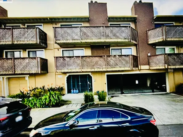 2868-38 Freight St, Oakland, CA 94607
