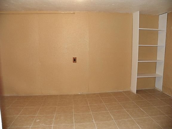 5th image of 108 Columbia Dr SE APT 9