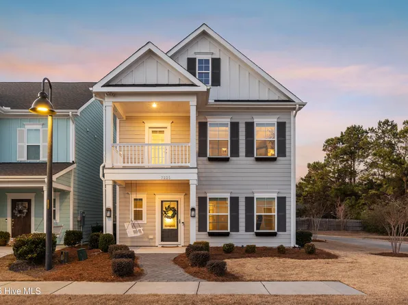 7225 Maple Leaf Drive, Wilmington, NC 28411