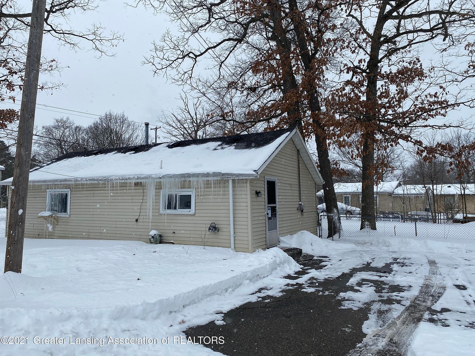 1678 Lake Lansing Rd, Haslett, MI 48840 | Zillow