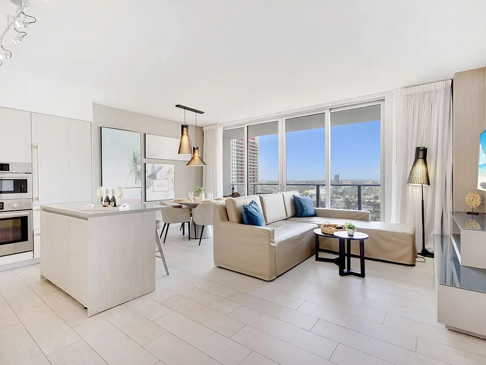 4010 S Ocean Dr #15-ID1227376P