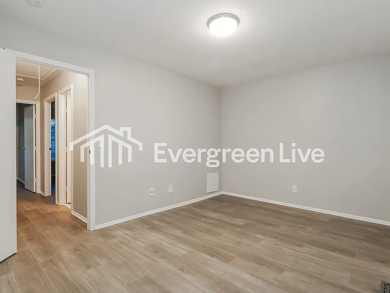 1553 Charlestown Dr — Photo 13