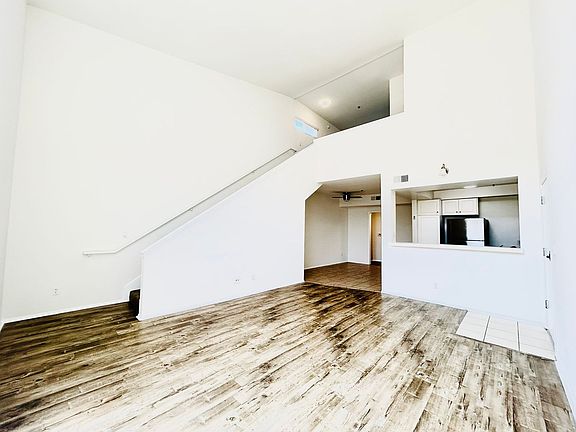 3rd image of 3518 Dunn Dr #203