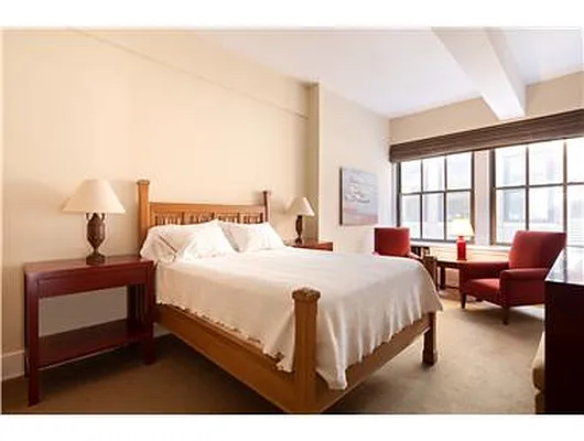 Sold by Douglas Elliman | media 21