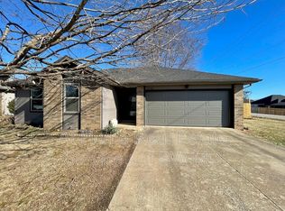 5792 S Ferguson Ave, Springfield, MO 65810