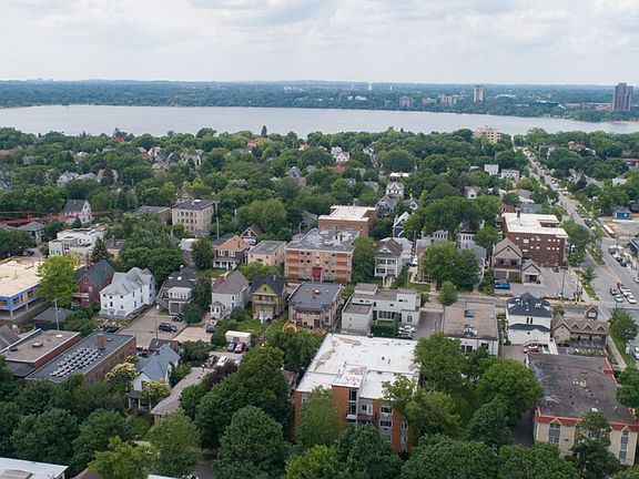 4th image of 3116 Girard Ave S APT 202
