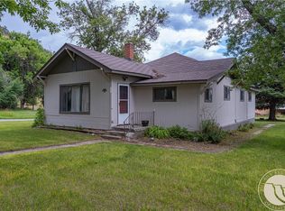 308 1st St N, Ryegate, MT 59074