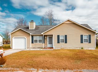 102 Ervin Ct, Jacksonville, NC 28546