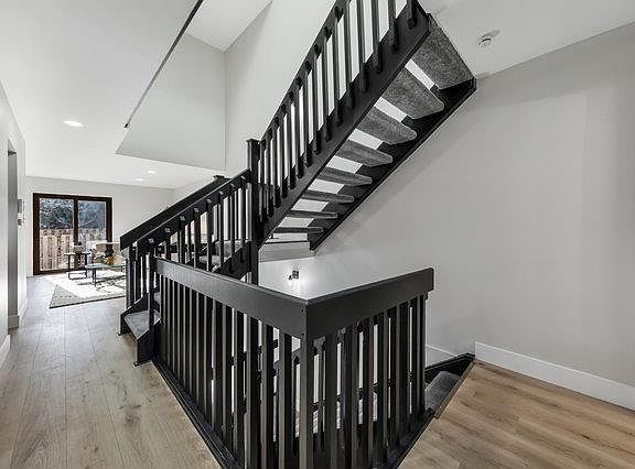 3rd image of 11612 Cedar Walk Dr