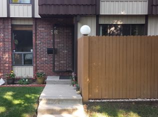 9320 W Utah Ave, Lakewood, CO 80232