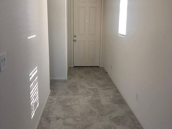 3rd image of 9222 Harbin Ave