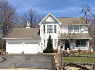 1800 Chapel Hill Dr, Youngstown, OH 44511