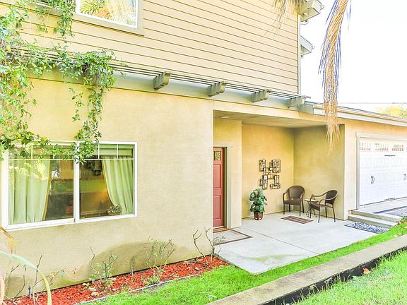 4th image of 2756 Prospect Ave