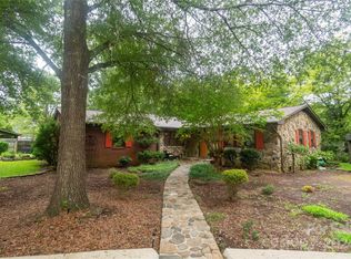 203 N Cedar St, Mount Gilead, NC 27306