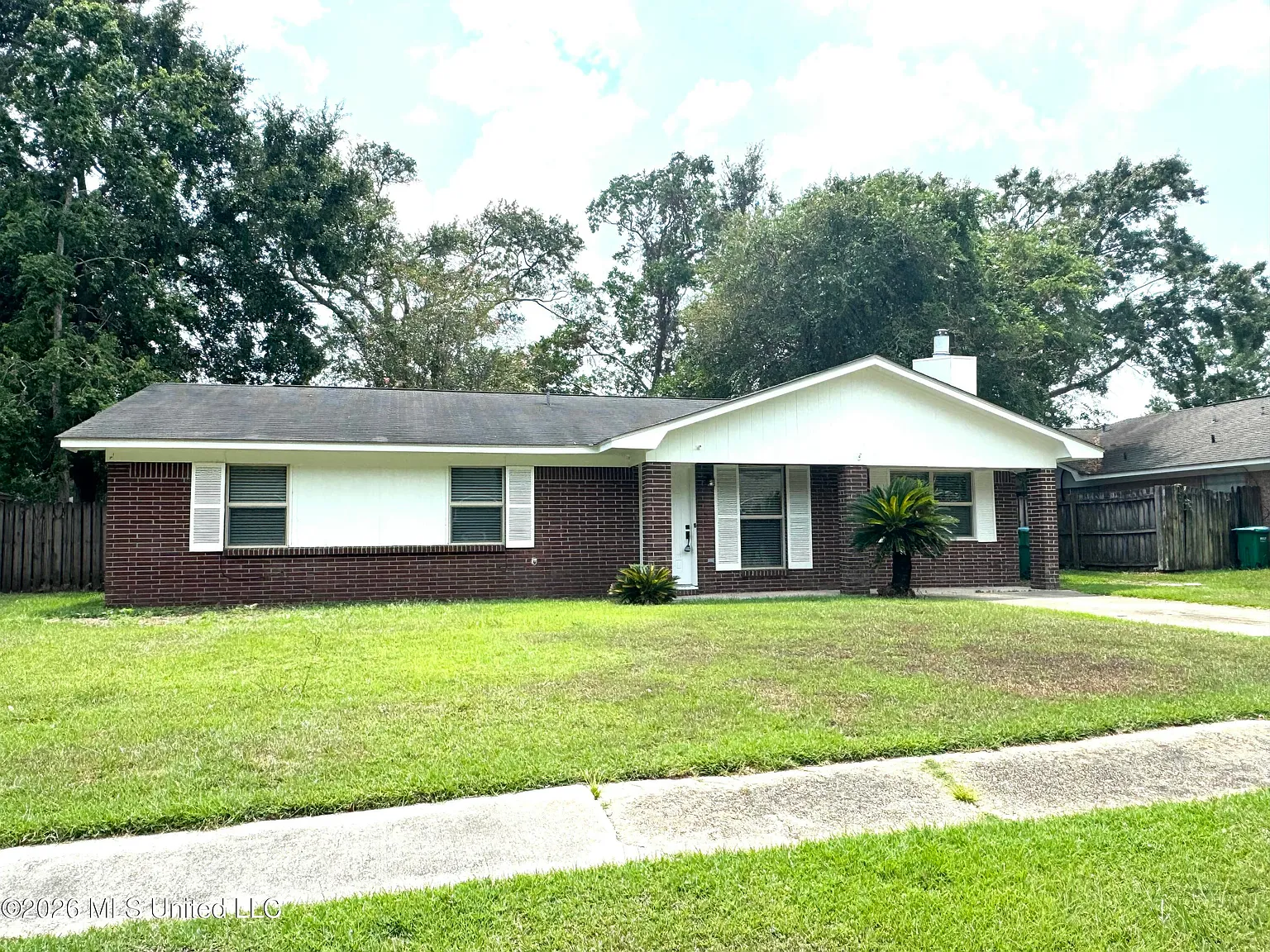 3 bed, 2.0 bath, 1598 sqft, $1,750 — Photo 1