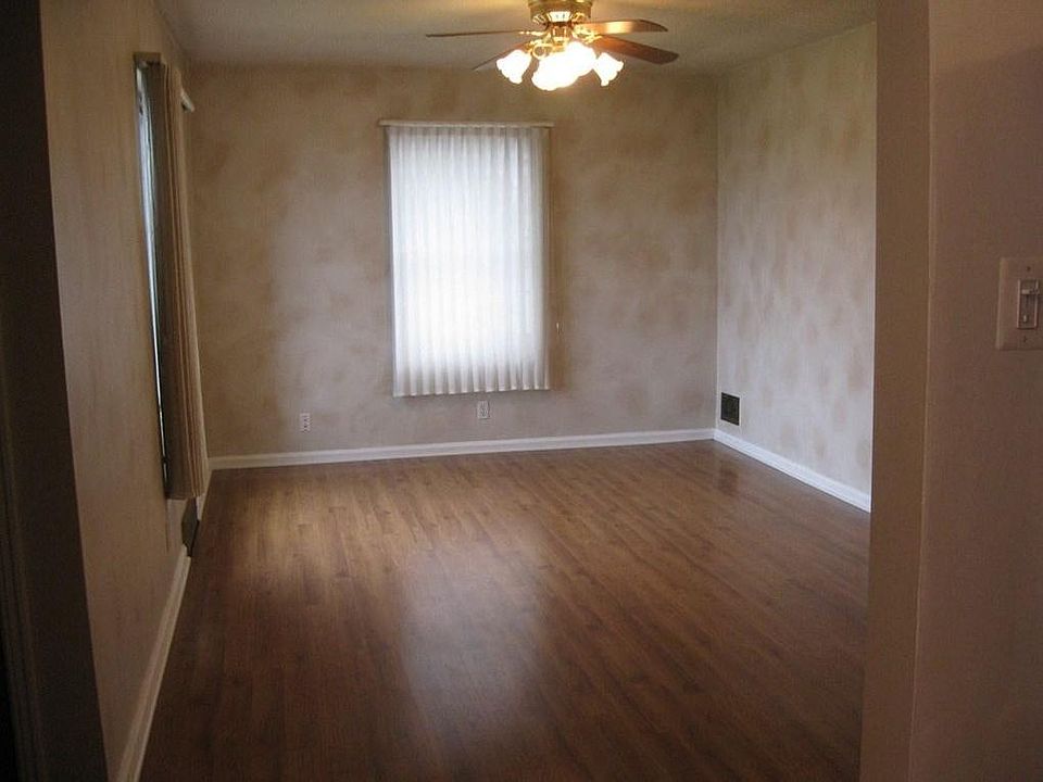 1st image of 2933 N Tibbs Ave