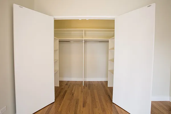 Rented by Stonehenge NYC LLC | media 232