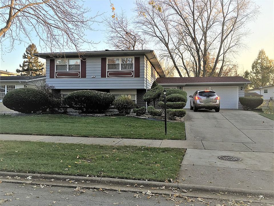1st image of 804 Palm Dr