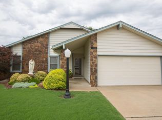 1304 S 29th St, Broken Arrow, OK 74014