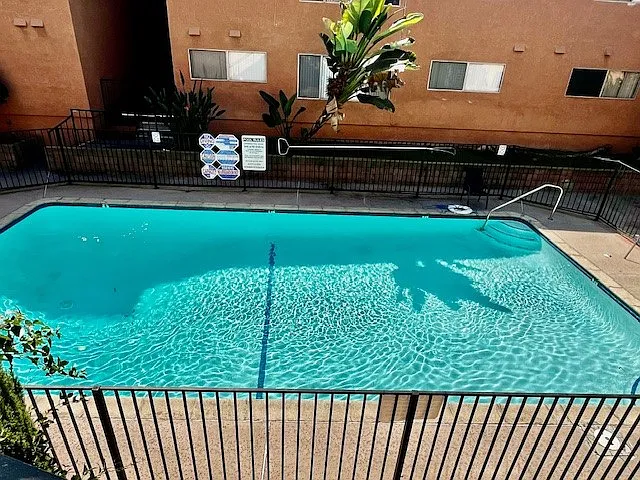 Taylor Garden Apartments — Photo 3