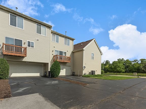 2nd image of 532 Lincoln Station Dr