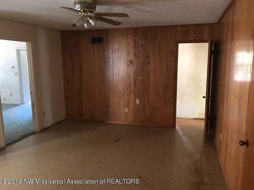 3rd image of 8211 Booneville Dr