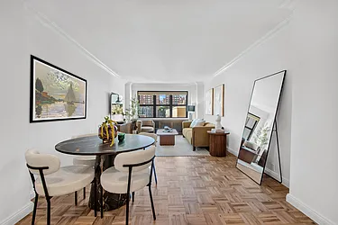 240 East 76th Street, #7V