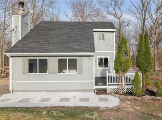 4378 Pine Ridge Dr E, Bushkill, PA 18324