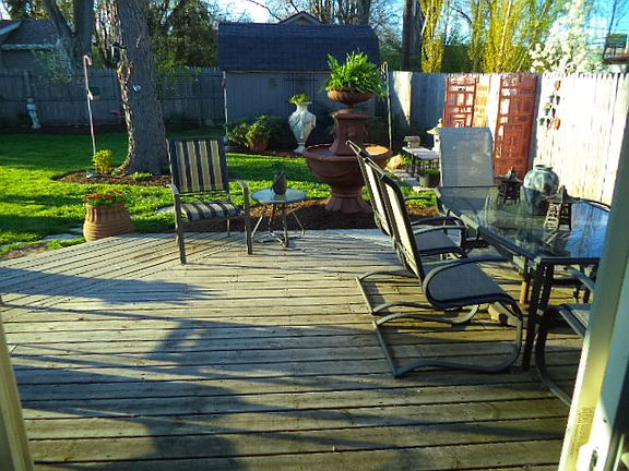 2nd image of 3324 Queenswood Blvd