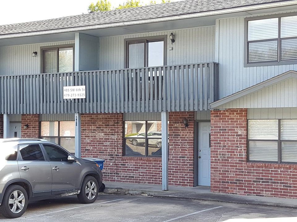 1st image of 405 SW 6th St APT B