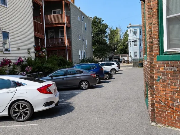 41 Library St, Chelsea, MA 02150
