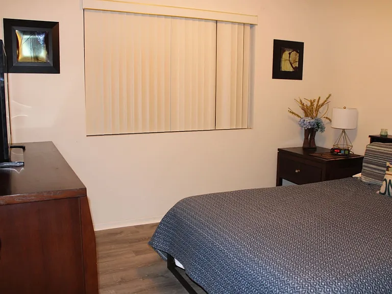 1815 Palo Verde Blvd S — Photo 19