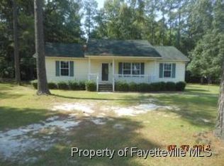 103 Southern Ave, Raeford, NC 28376