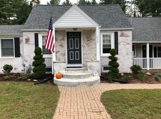 915 Tinkham Rd, Wilbraham, MA 01095