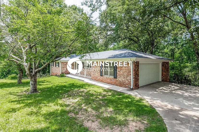 3837 Eagle Woods Cir — Photo 1
