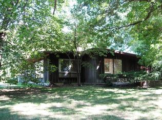 2 Walnut Dr, Oskaloosa, IA 52577