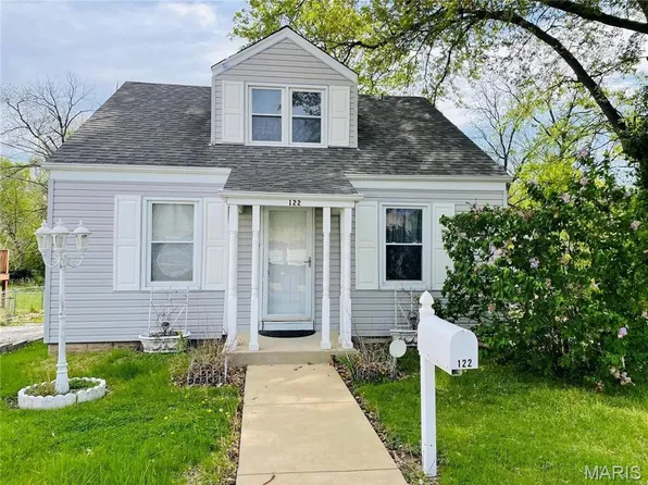 122 Cunningham Ave, Saint Louis, MO 63135