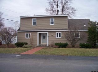 5 Grounds Pl, Albany, NY 12205