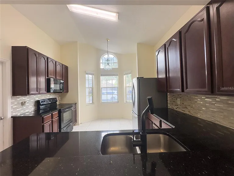 8778 Foley Dr — Photo 11