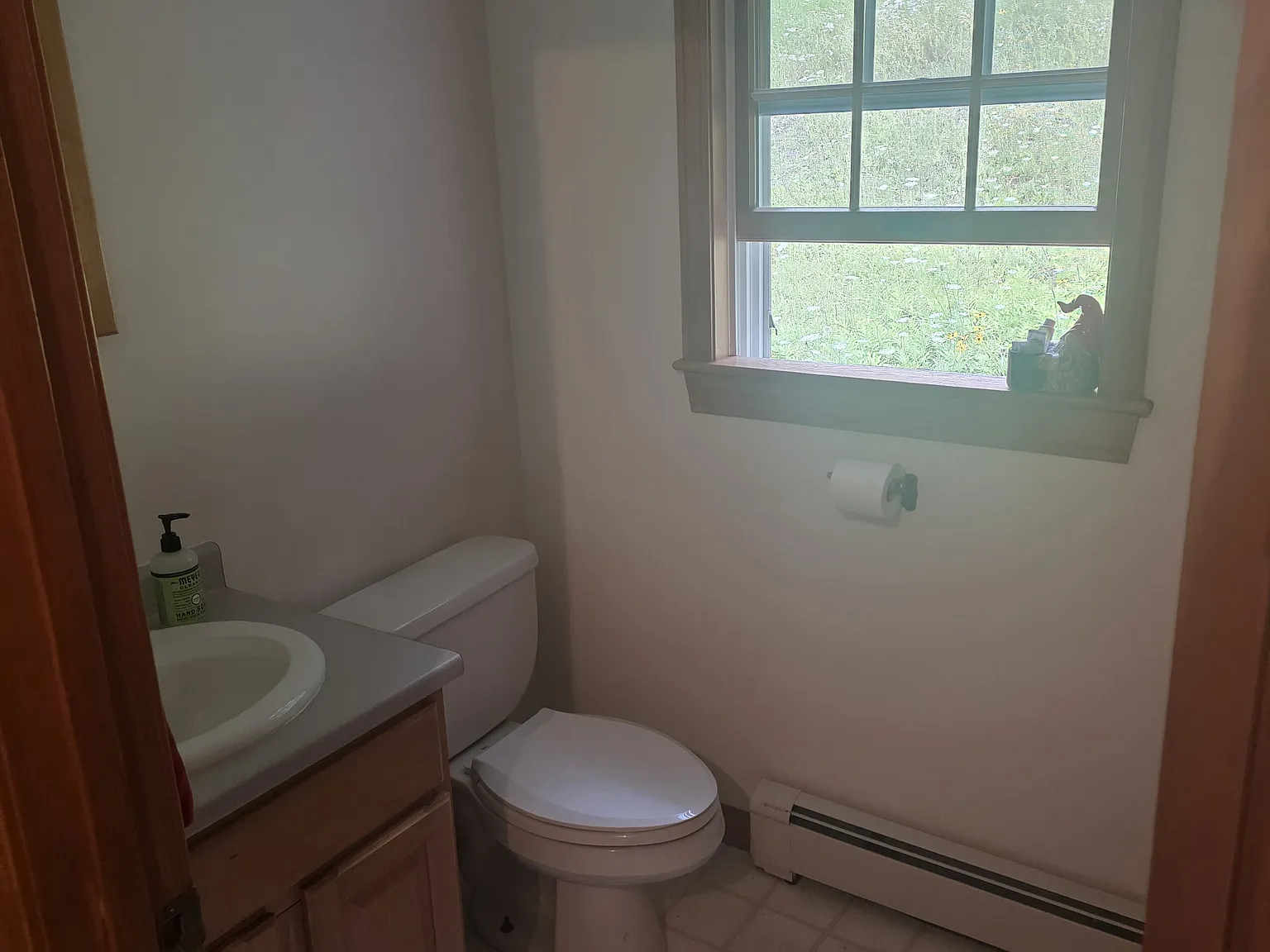5 bed, 3836 sqft, $3,750 — Photo 4